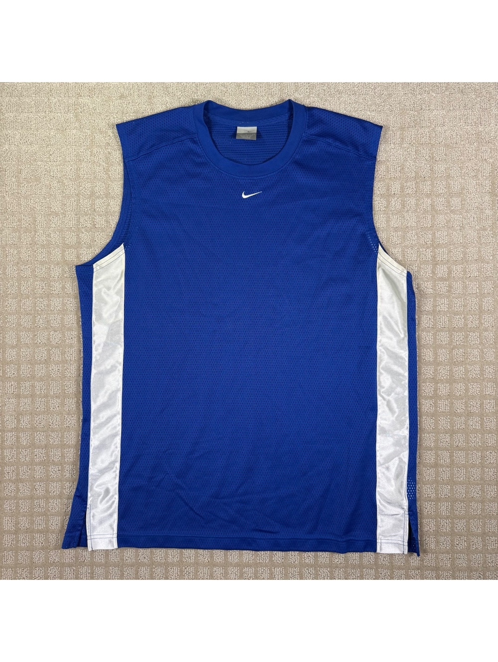 Nike blue sleeveless athletic shirt L